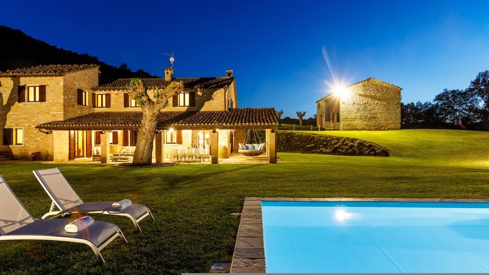 Villa Poderina 8 2 in Bellaria-pole-petriccio view 3