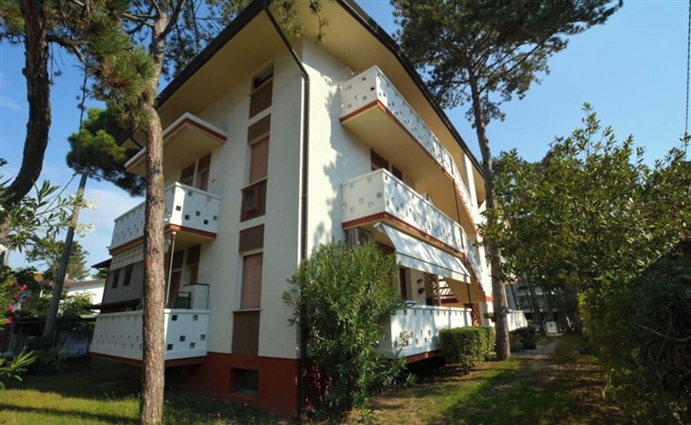 Cozy Apartment in a Quiet Area, Near the Beach of Lignano Sabbiadoro