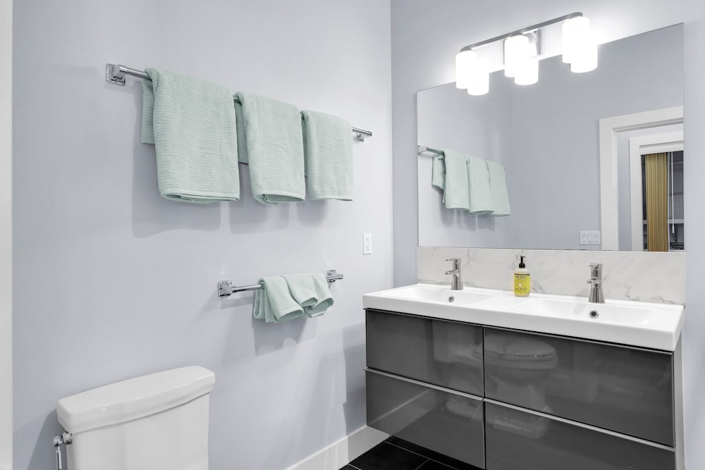 North Hollywood Vacations - Noho by Avantstay North Hollywood Townhome - Property Image 14