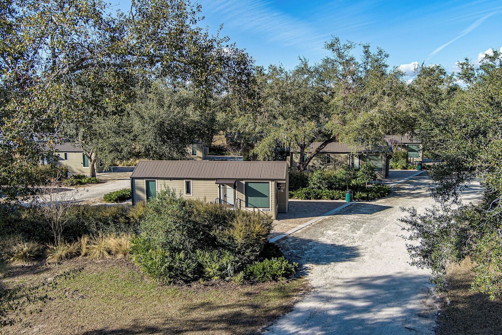 Black Prong Resort