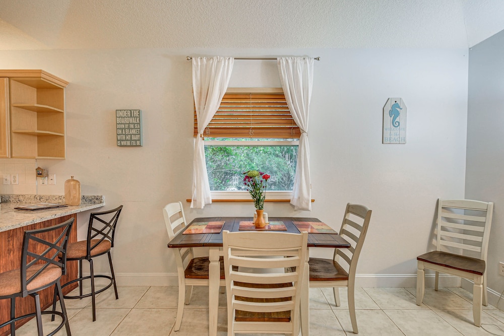 Palm Coast Vacation Rental < 1 Mi to the Beach!