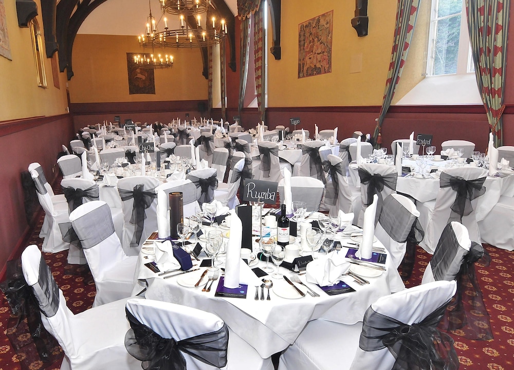 Stirling Vacations - The Stirling Highland Hotel - Property Image 1