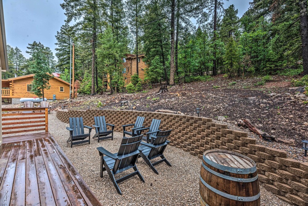 On the Rocks - A Modern Home w/ Decks & Views view 4