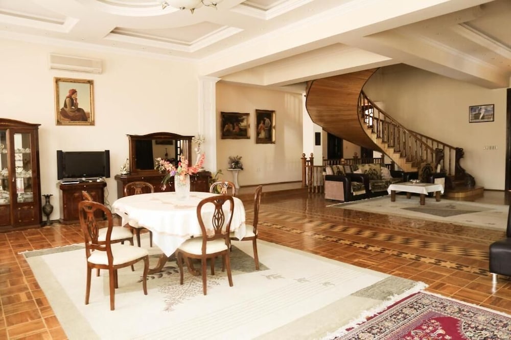 Premier Villas