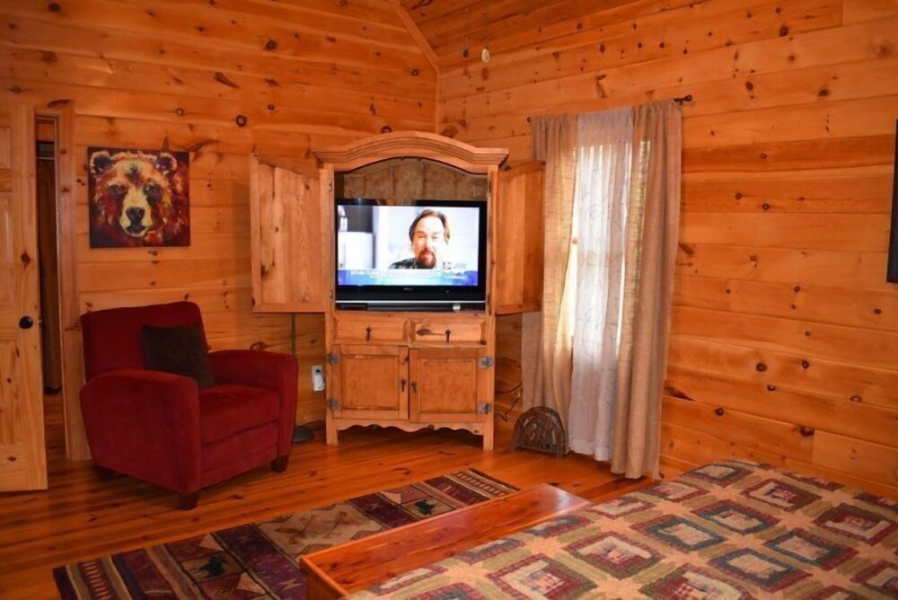 Wolf Mountain Hideaway view 2