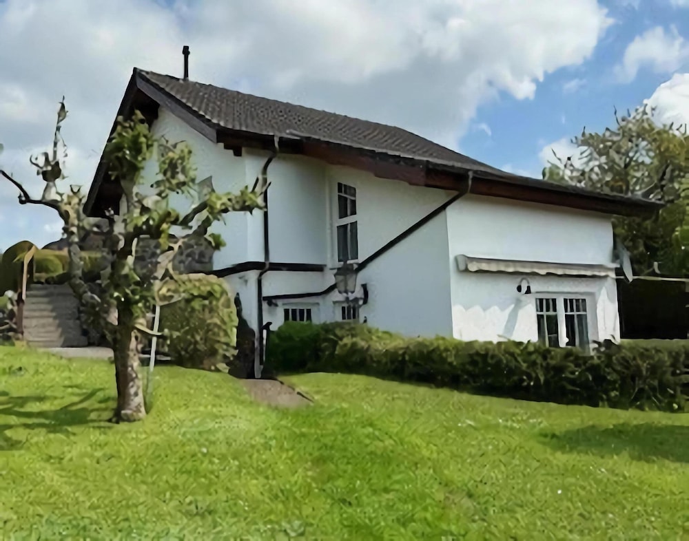 Apartment in Eifel Near Hiking Trails