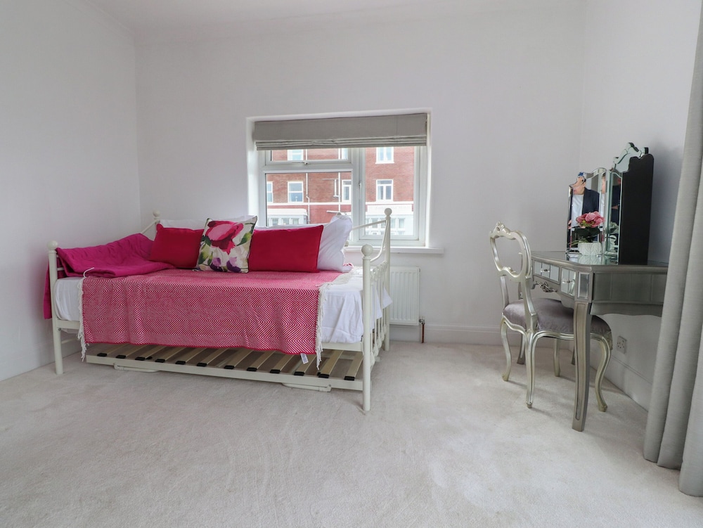 12 Pennystone Road