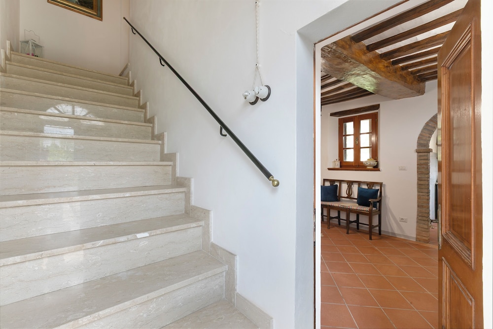 Borgo Panicale Apartments