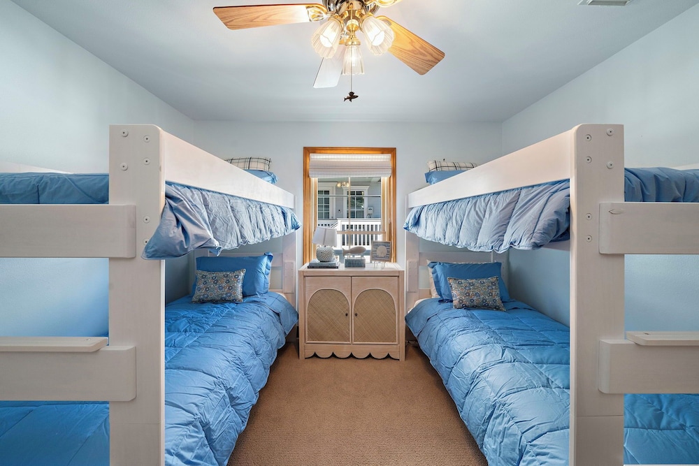 Reelview by Ryson Vacation Rentals