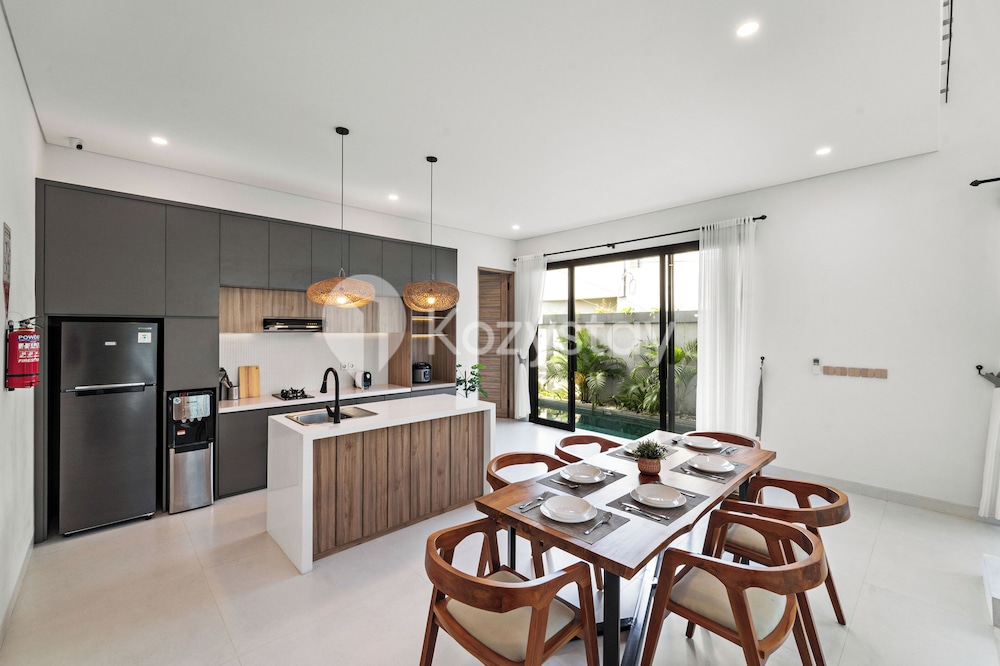 Kleio Villa by Kozystay - Canggu