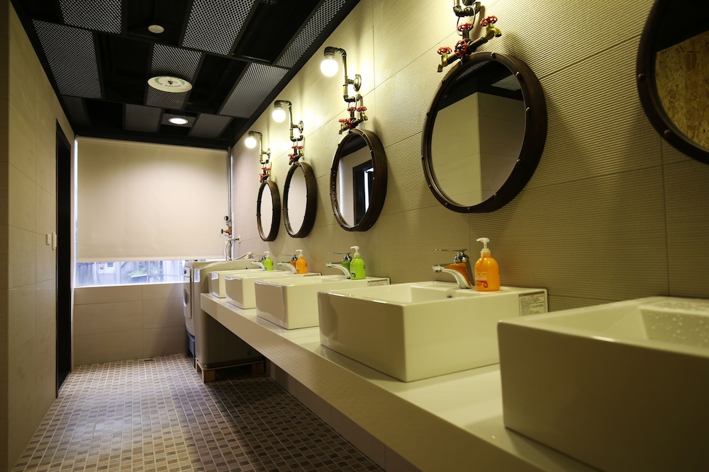 Nys Loft Hotel - Hostel