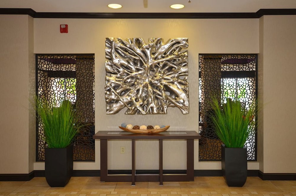 Farmington Vacations - Holiday Inn Express Suites Farmington, an IHG Hotel - Property Image 33