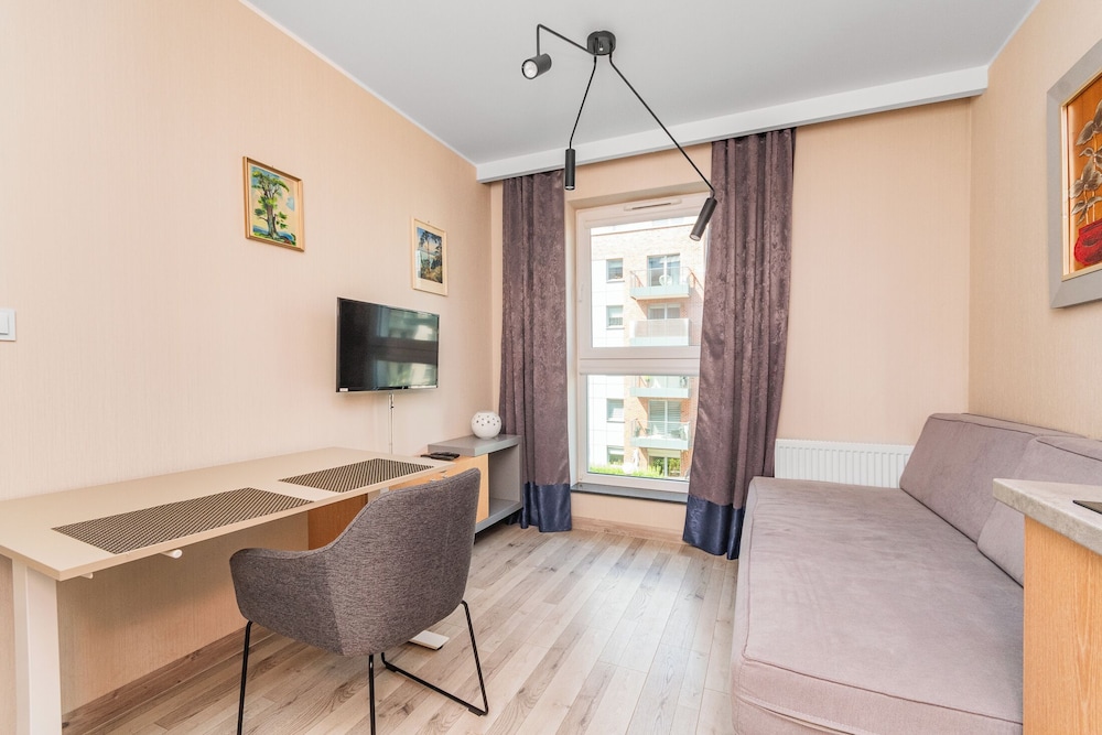 Amber Port 12A by Grand Apartments