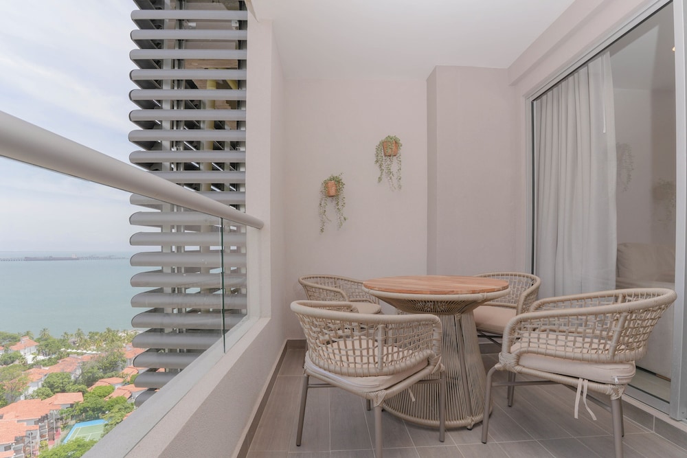 Apartamentos Santa Marina by C - HOST