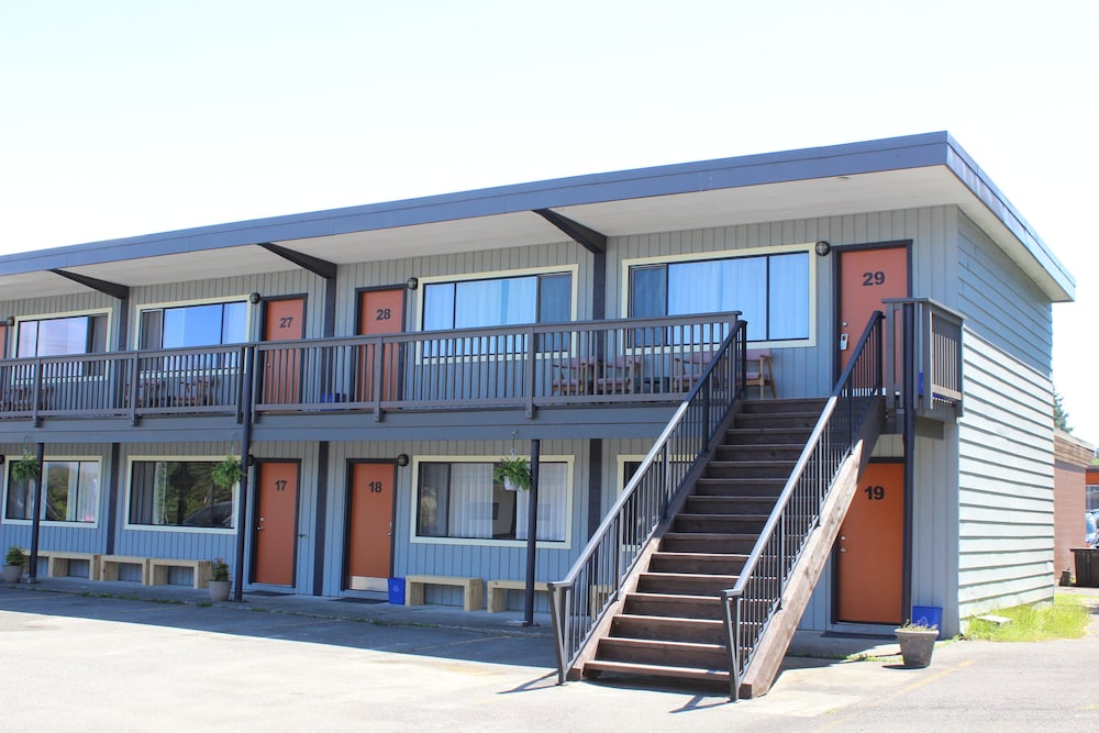 Ucluelet Wildwood Inn