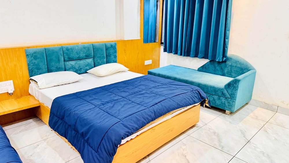 Hotel Raj Inn