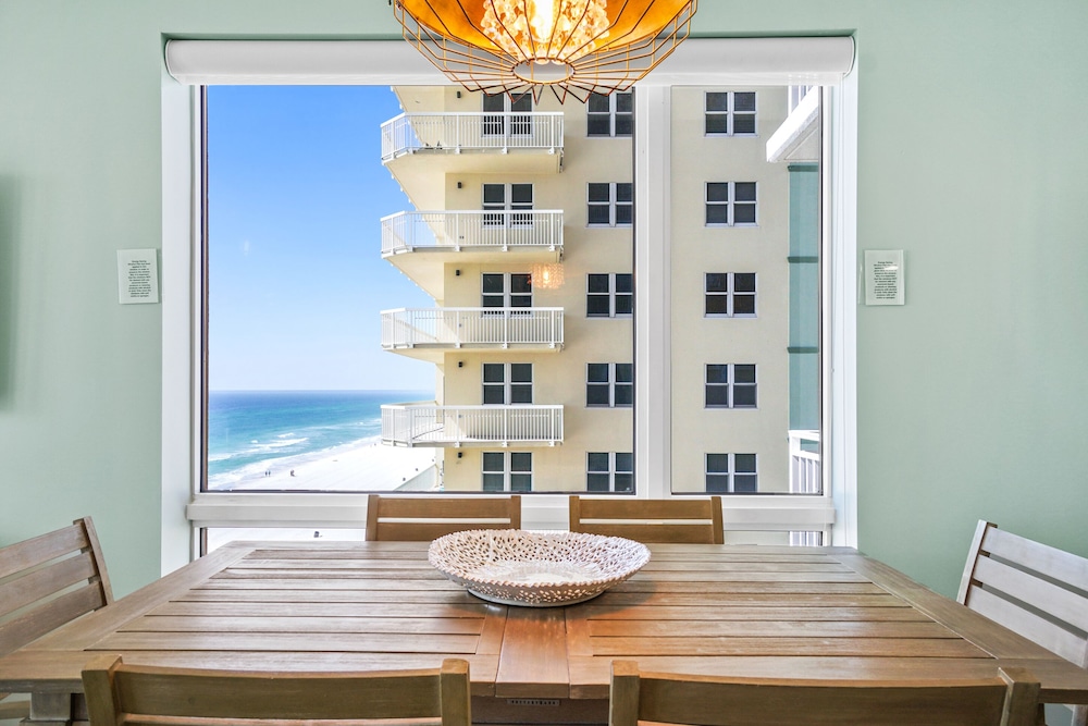 Splash Beach Resort by Panhandle Getaways