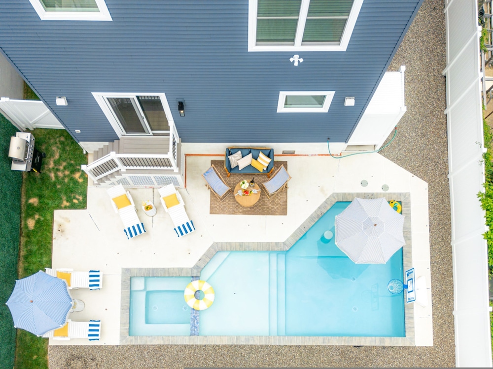 6BR Heated Pool Hot Tub Game Room Elevator