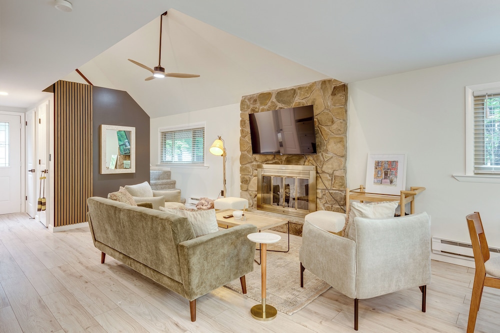 Lake Access at Family-friendly Home in Tobyhanna