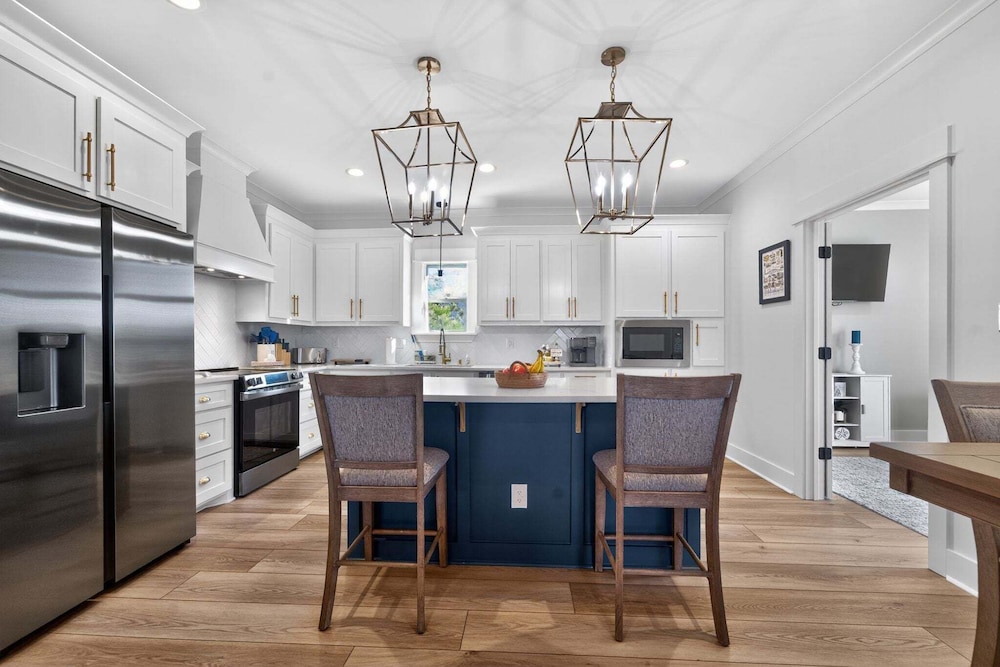 Bayou Bay Breeze 4 Bedroom Home
