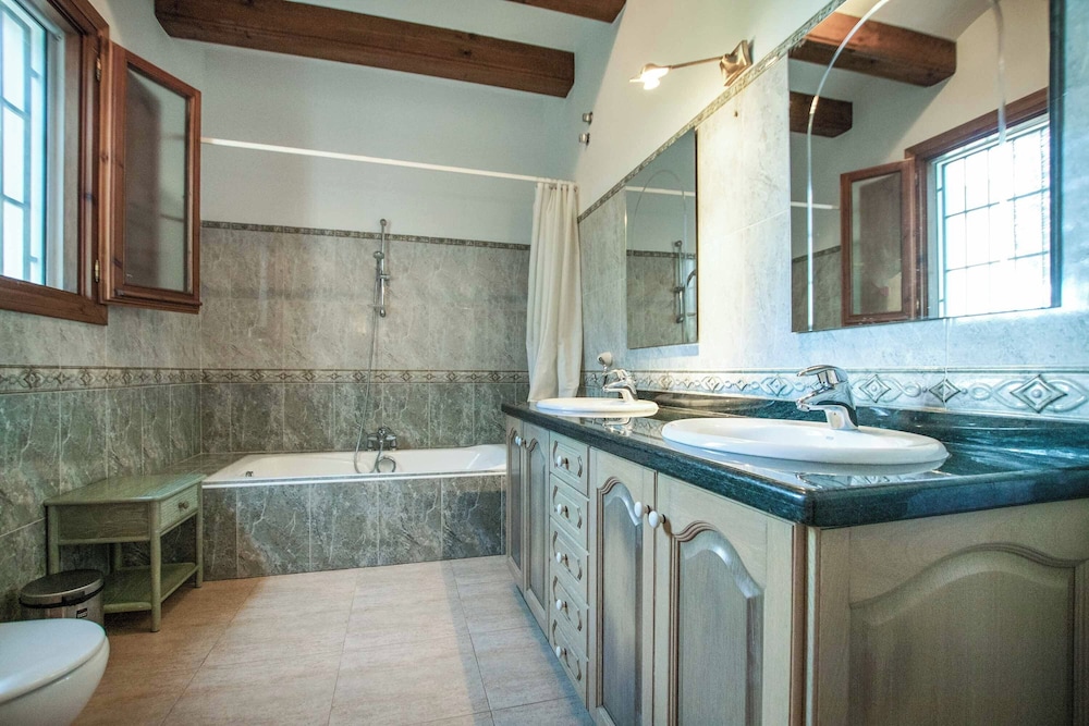 Villa Lluca