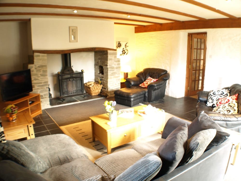 Looe Vacations - Polean Farm Cottages - Property Image 28