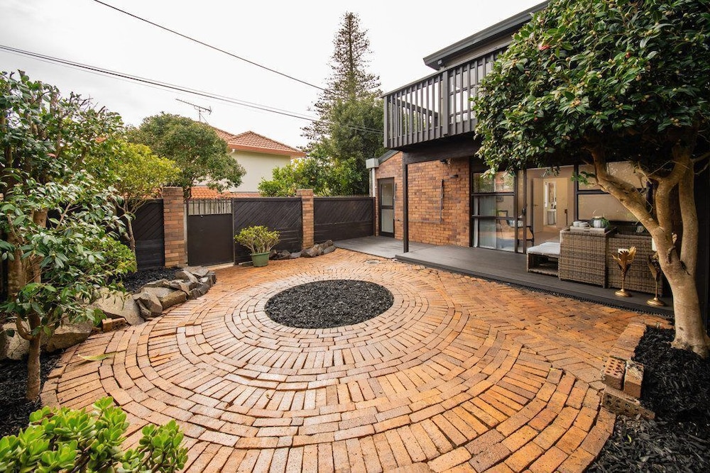 3BR Villa Near CBD & One Tree Hill