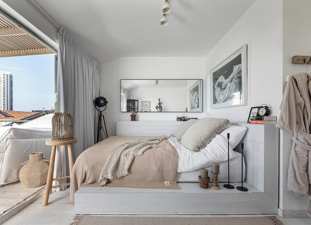 The Gem of Neve Tzedek by Sea N' Rent
