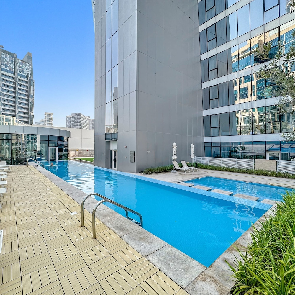 Appart in Business Bay With Amazing Burj View