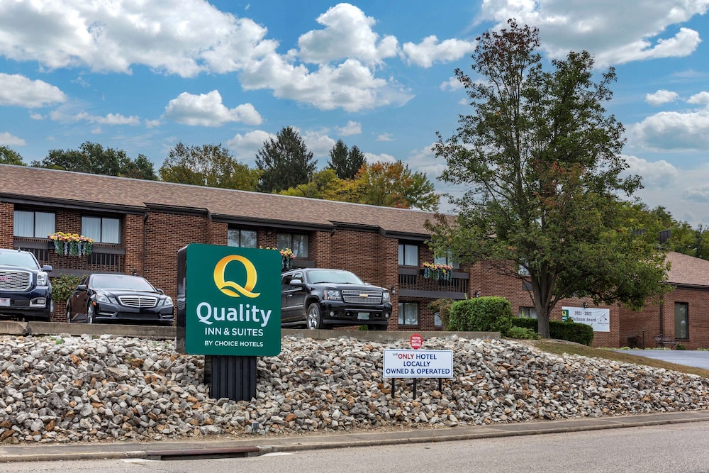 Hotel Quality Inn & Suites