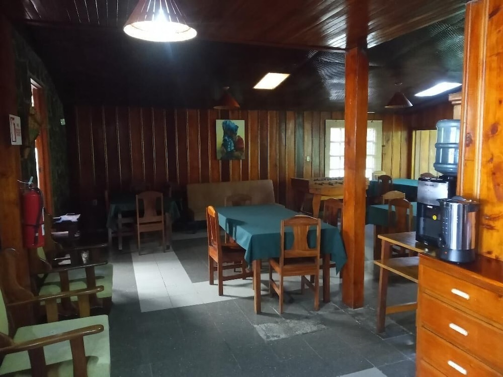 Manakin Lodge