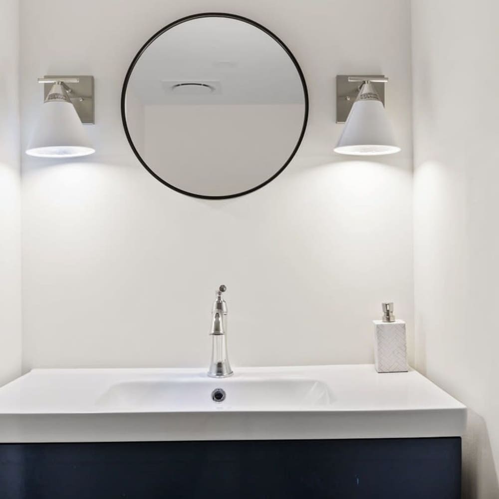 Riverside by Rove Travel 7BR Modern Townhouse