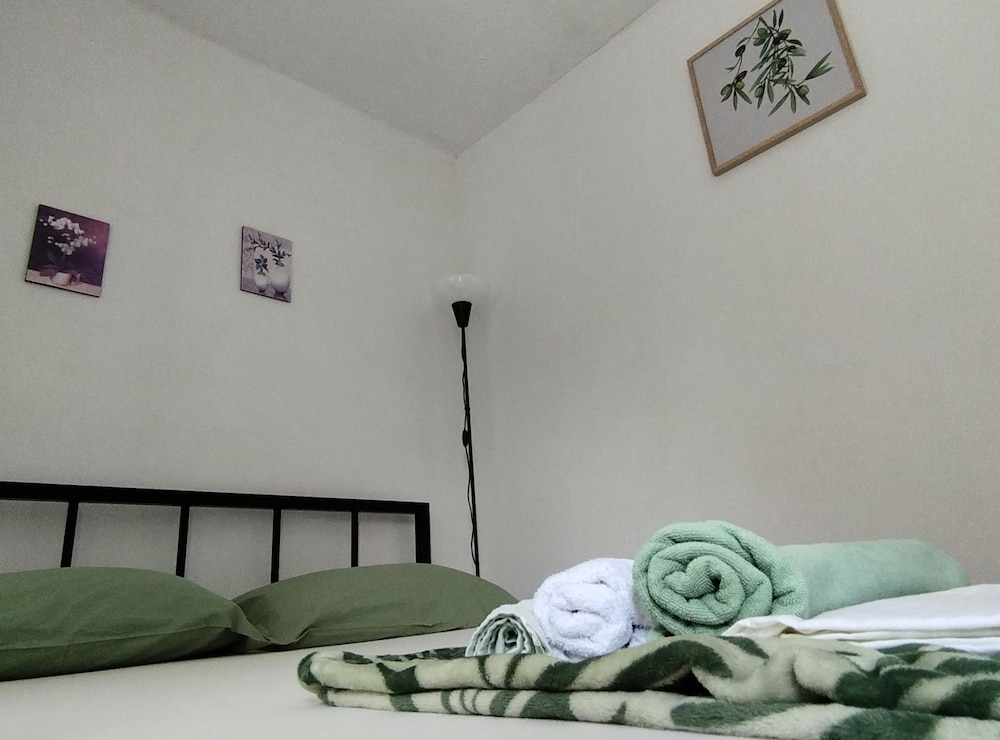 Apartment Leo Povile