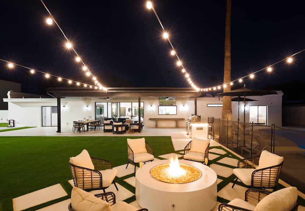 D&G Retreat-resort Style Backyard-north Scottsdale