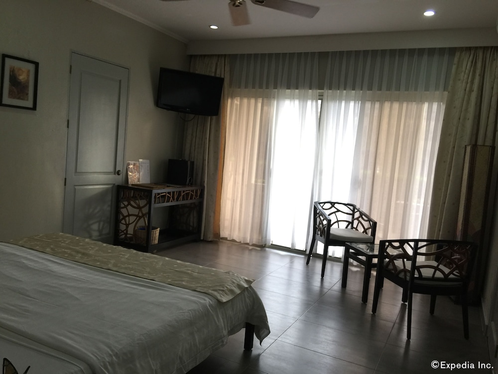 Panglao Pearl Premier White Sand Resort