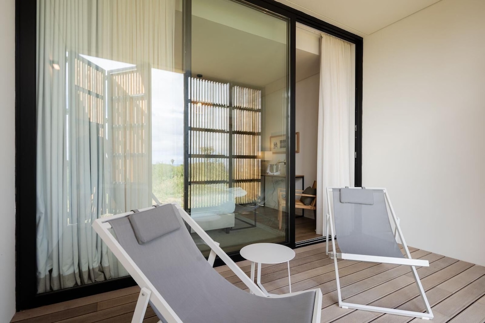 Lusitano Garden Villas