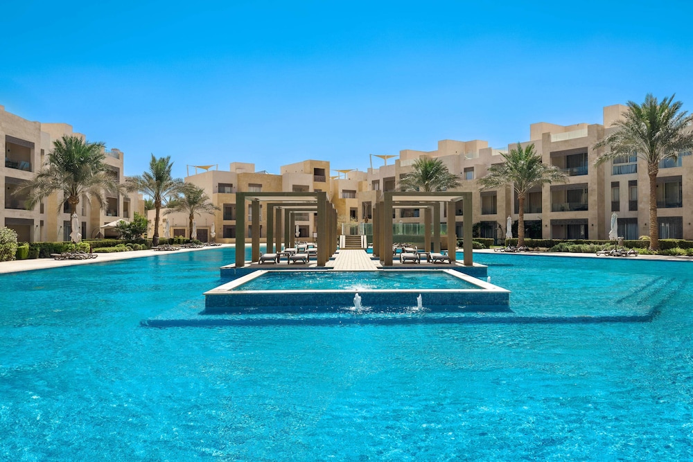 Xuru Stays I Sparky & Summery 2 BDR @ Mangroovy Free Beach & Pool Access
