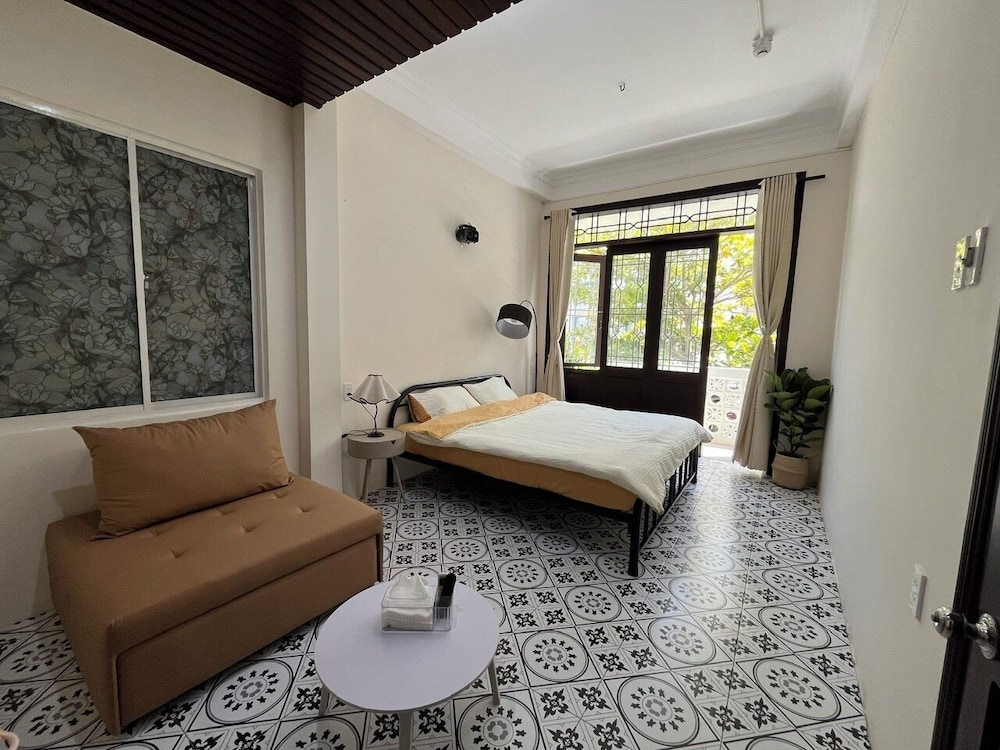 Lanni House