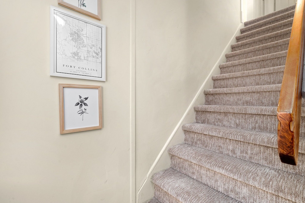 Spacious Old Town Home Walk to Dining & Culture!
