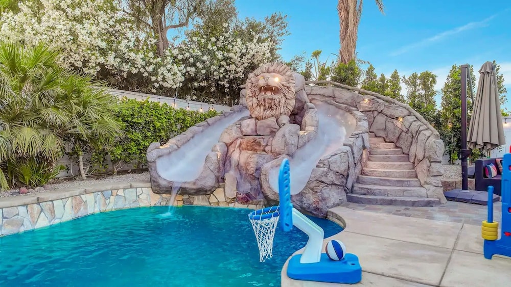 Wonderscape Lionslide Freespa Gamerm Luxury Tsla
