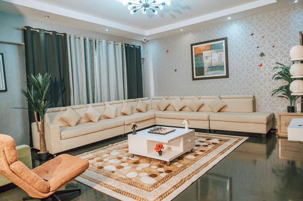 Qisma Holiday Homes