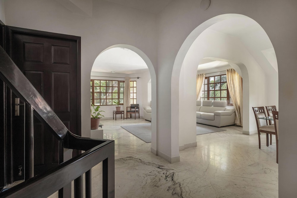 Casa Bianca by Red Olivenr Taj MG Roadpvt Garden