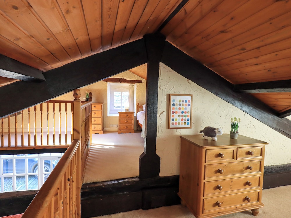 Courtyard Cottage