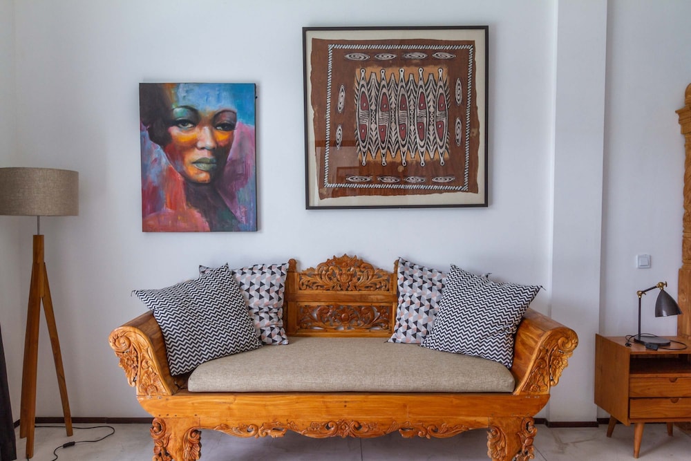 Villa Maje by Alfred in Bali - Tropical 3BD Villa w Pool Near Batu Belig Beach