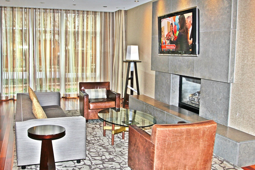 Weichert Suites at Wisconsin Place - Property Image 9