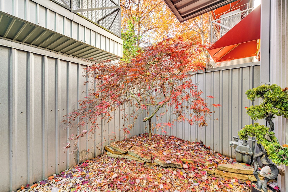 Access to Atlanta Beltline: Spacious Townhome