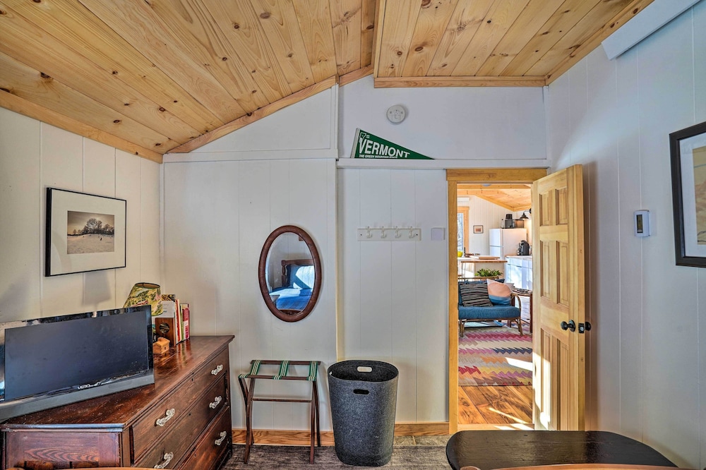 Brattleboro Vacations - Cozy Falls Brook Cabin: Hike  Swim On-site! - Property Image 33