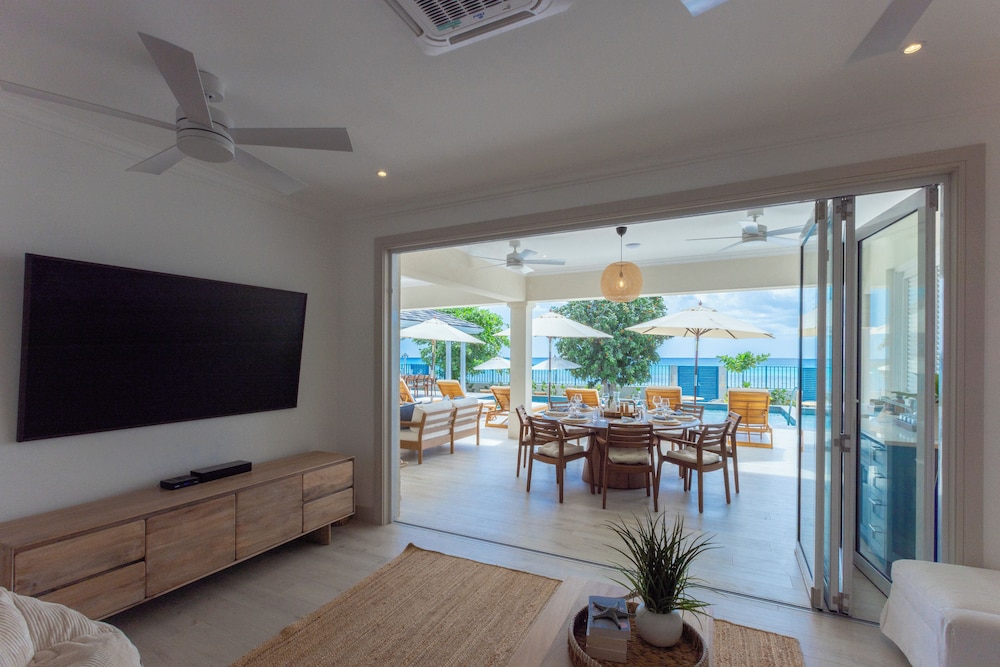 Kaiso & Kai Beachfront Villa