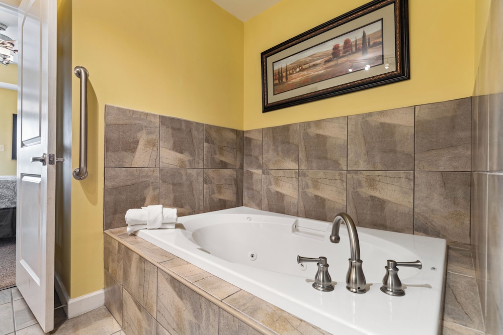 Pigeon River View Condos