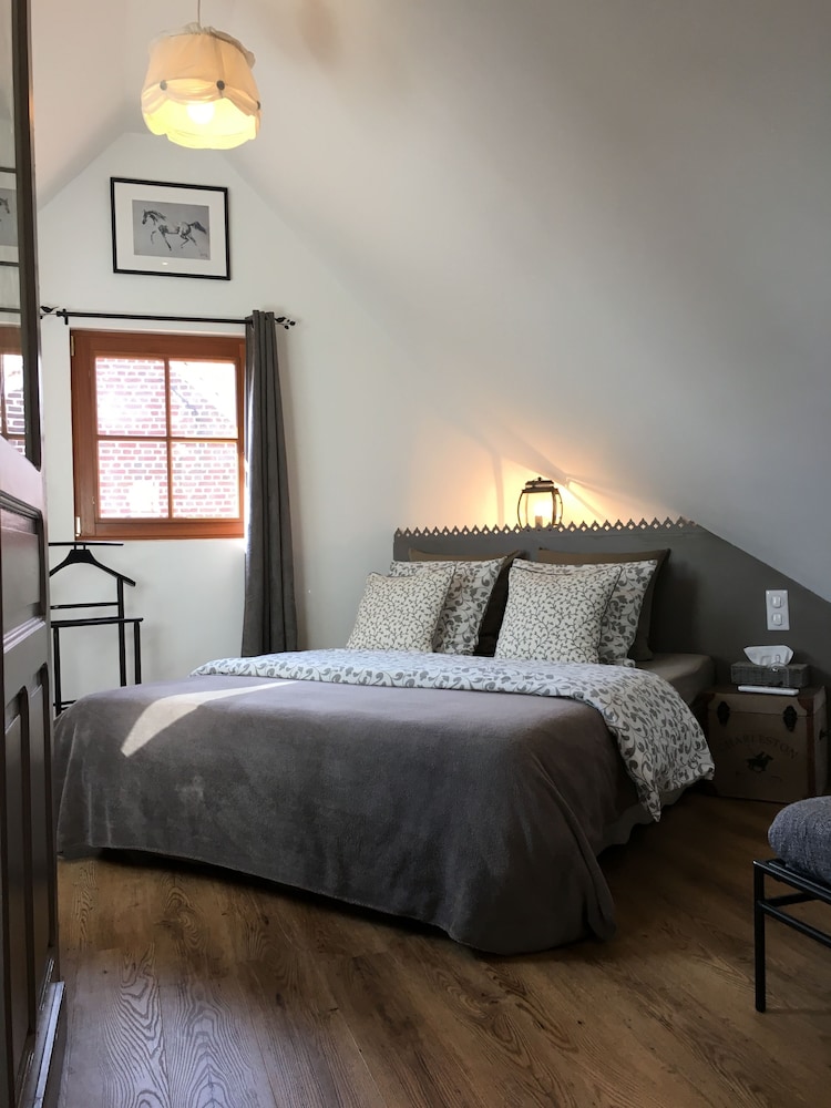 Paardenhof Guesthouse